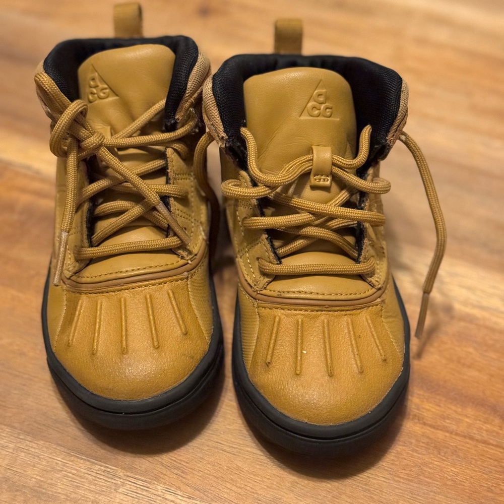 Nike Woodside boot 🥾